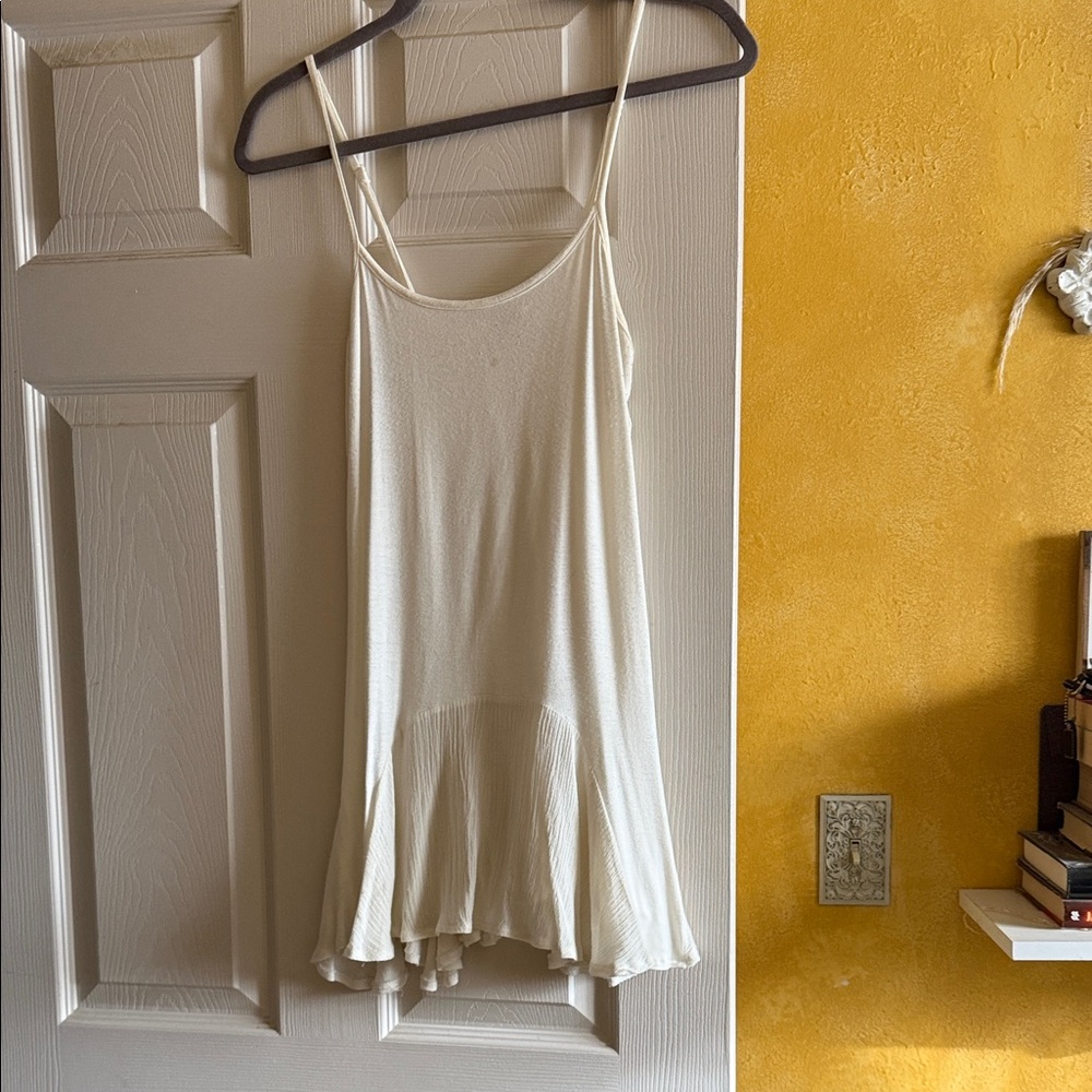 Grace & Lace Ivory shirt extender with Flowy Hem